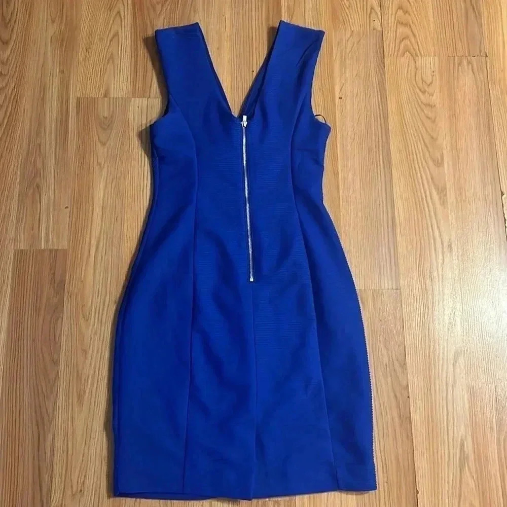 Express Dress - Picture 2 of 4